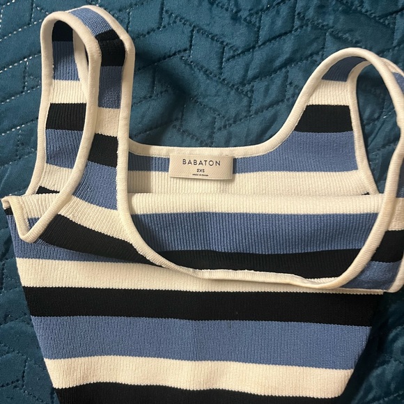 Aritzia Sculpt Knit top - Picture 2 of 2